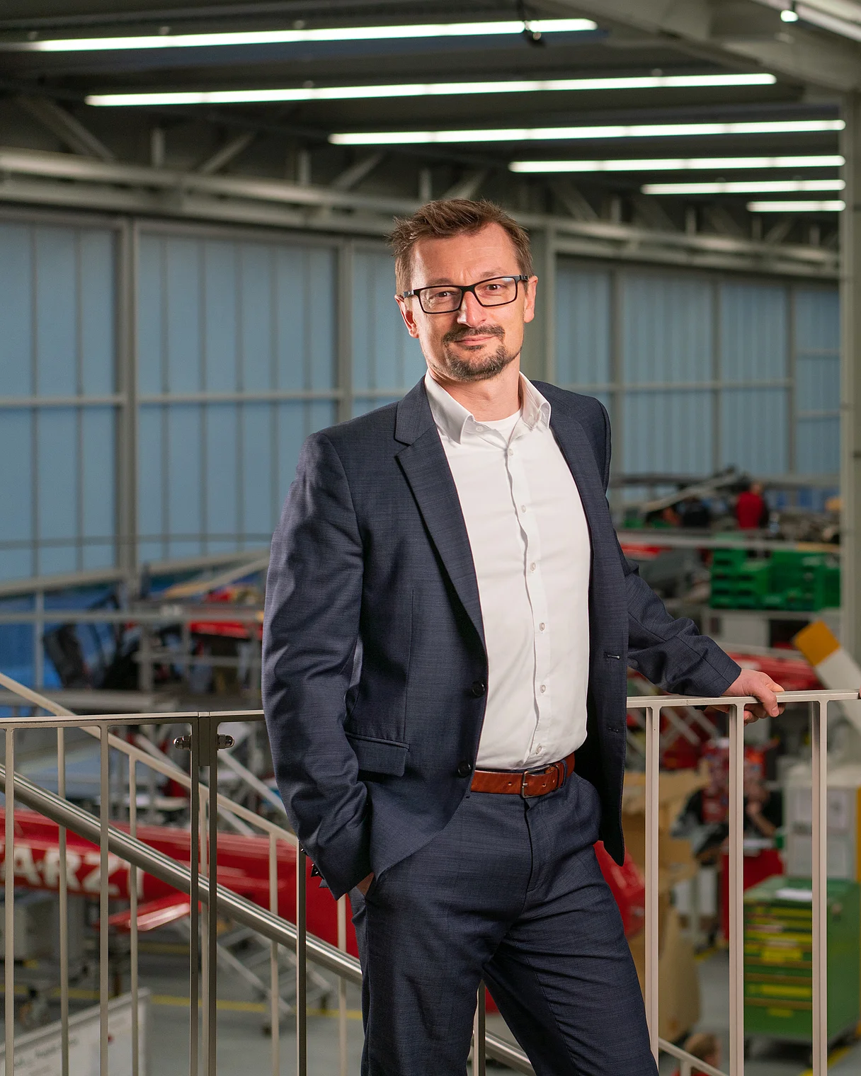 Portraitaufnahme von Roman Morka, Geschäftsführer der DRF Aviation Services.